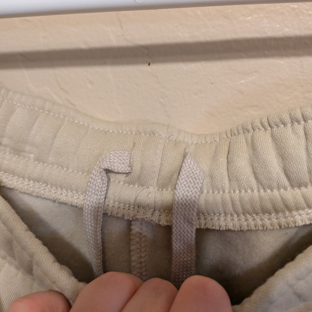 Nike Cream Sweatpants - Picture 6 of 7